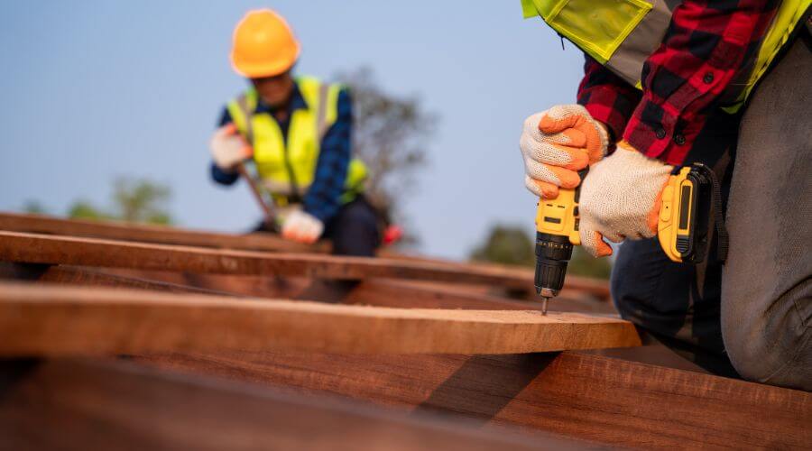 Professional residential roofers in Frederic, MI